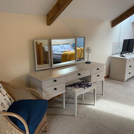 1 Bed-Pet Friendly-Parking-Patio-Close To Coasts North Hill Eksteriør bilde