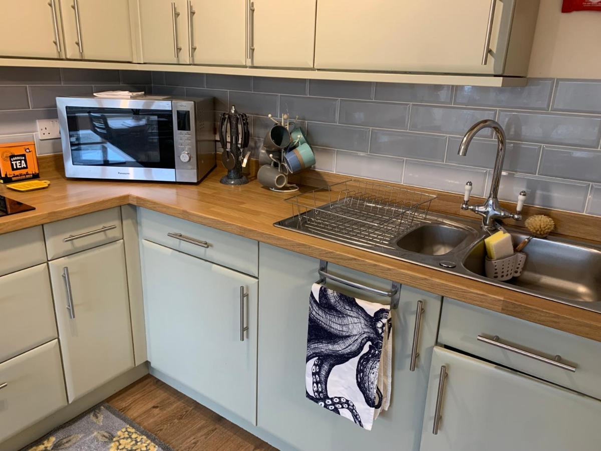 1 Bed-Pet Friendly-Parking-Patio-Close To Coasts North Hill Eksteriør bilde
