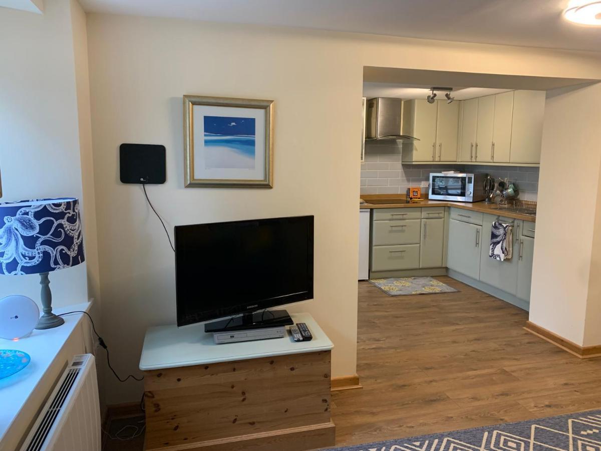1 Bed-Pet Friendly-Parking-Patio-Close To Coasts North Hill Eksteriør bilde