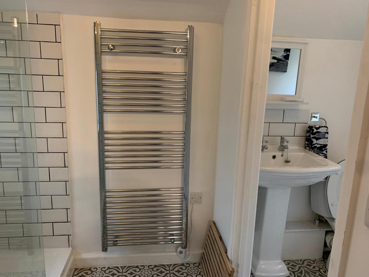 1 Bed-Pet Friendly-Parking-Patio-Close To Coasts North Hill Eksteriør bilde